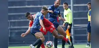 Alejandro Restrepo probó su primer 11 con Alianza Lima y perdió 1-0 ante la sub-23 de 'Chemo' Alejandro Restrepo probó su primer 11 con Alianza Lima y perdió 1-0 ante la sub-23 de 'Chemo'