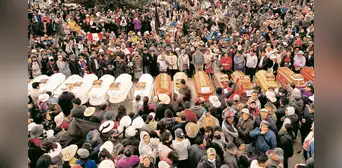 Obstrucción e impunidad a un año de la masacre de peruanos en Puno Obstrucción e impunidad a un año de la masacre de peruanos en Puno