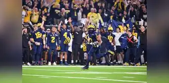 ¡Imbatibles! Michigan arrolla por 34-13 a Washington y se queda con el título del fútbol americano NCAA 2024 ¡Imbatibles! Michigan arrolla por 34-13 a Washington y se queda con el título del fútbol americano NCAA 2024