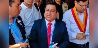 Ministro de Salud defiende lotes vencidos de vacunas: "Tienen certificación por hasta 18 meses" Ministro de Salud defiende lotes vencidos de vacunas: "Tienen certificación por hasta 18 meses"