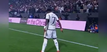Vinícius Junior destroza al Barcelona: anotó un hat-trick y celebró a lo Cristiano Ronaldo Vinícius Junior destroza al Barcelona: anotó un hat-trick y celebró a lo Cristiano Ronaldo