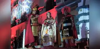 Inti Raymi: Brilla alto, Siwar Q´ente, por Rumi Cevallos Inti Raymi: Brilla alto, Siwar Q´ente, por Rumi Cevallos