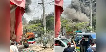 Comas: bus de transporte público se incendia en av. Túpac Amaru Comas: bus de transporte público se incendia en av. Túpac Amaru