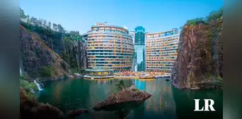 El lujoso hotel que desafía las leyes de la arquitectura: construido bajo el agua y no hacia arriba