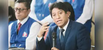 Josué Gutiérrez: piden investigar a defensor del Pueblo por presunta corrupción