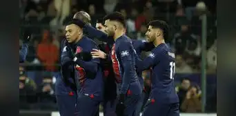 Con doblete de Mbappé, PSG goleó 4-1 a Orleans y avanzó de ronda en la Copa de Francia