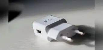 ¿Por qué deberías desenchufar el cargador de tu celular aunque no tengas nada conectado? ¿Por qué deberías desenchufar el cargador de tu celular aunque no tengas nada conectado?