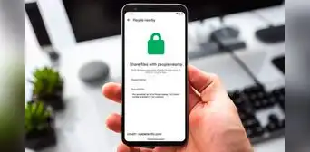 WhatsApp: ¿para qué sirve la función 'People nearby' que ha aparecido a varios usuarios? WhatsApp: ¿para qué sirve la función 'People nearby' que ha aparecido a varios usuarios?