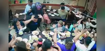 Ate: delincuentes armados asaltan pollería durante cena familiar con niños