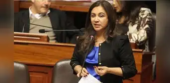 Marisol Espinoza renuncia al cargo de directora general de Administración del Congreso