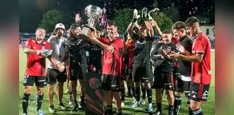 Colo Colo venció 4-3 a Liverpool y se quedó con la Copa de Campeones por la Serie Río de La Plata