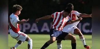 ¡No levanta cabeza! Perú se aleja de la clasificación tras perder 1-0 ante Paraguay