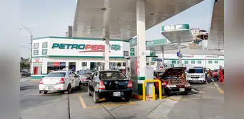 A la época de las carretas sin Petroperú, por Carlos Bessombes