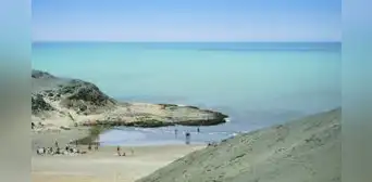 La hermosa playa escondida de aguas mansas que limita con una laguna: ¿cómo llegar desde Lima?