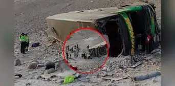 Despiste de bus en la ruta Lima-Arequipa deja 1 fallecido y 30 heridos Despiste de bus en la ruta Lima-Arequipa deja 1 fallecido y 30 heridos