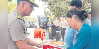 Ronaldo Lupaca, un policía joven y una muerte con valor y sacrificio por la ciudadanía Ronaldo Lupaca, un policía joven y una muerte con valor y sacrificio por la ciudadanía