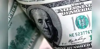 Dólar cierra al alza por tercera sesión consecutiva y se ubica en S/3,8640 Dólar cierra al alza por tercera sesión consecutiva y se ubica en S/3,8640