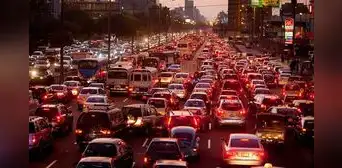 Lima es la quinta ciudad con mayor tráfico en el mundo Lima es la quinta ciudad con mayor tráfico en el mundo