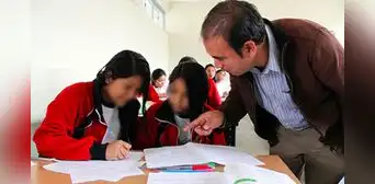 Resultados Contrato Docente: relación de profesores que renuevan, plazas y resolución de contrato Resultados Contrato Docente: relación de profesores que renuevan, plazas y resolución de contrato