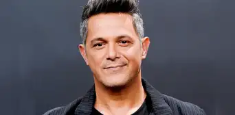 ¿Cuánto mide Alejandro Sanz y por qué su estatura fue motivo de bullying?