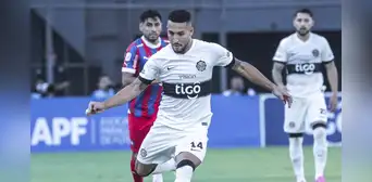 Olimpia igualó 1-1 con Cerro Porteño en el superclásico de la Primera División de Paraguay Olimpia igualó 1-1 con Cerro Porteño en el superclásico de la Primera División de Paraguay