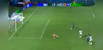 Bryan Reyna anotó su primer gol con Belgrano: presionó a la defensa y apareció como '9' Bryan Reyna anotó su primer gol con Belgrano: presionó a la defensa y apareció como '9'
