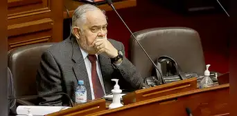 Jorge Montoya presentó proyecto para “declarar en emergencia y reorganizar” al Ministerio Público Jorge Montoya presentó proyecto para “declarar en emergencia y reorganizar” al Ministerio Público