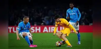 Barcelona empató 1-1 ante Napoli por la ida de los octavos de final de la Champions League Barcelona empató 1-1 ante Napoli por la ida de los octavos de final de la Champions League