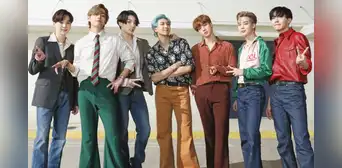 BTS: ‘Dynamite’ hace historia y se convierte en el primer MV k-pop en alcanzar 1.800 millones de vistas BTS: ‘Dynamite’ hace historia y se convierte en el primer MV k-pop en alcanzar 1.800 millones de vistas