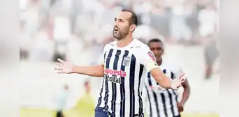 Hernán Barcos llegó a los 50 goles con Alianza Lima: anotó en el triunfo ante Comerciantes Unidos Hernán Barcos llegó a los 50 goles con Alianza Lima: anotó en el triunfo ante Comerciantes Unidos