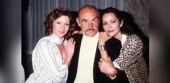 Fallece Pamela Salem, la actriz que interpretó a Miss Moneypenny