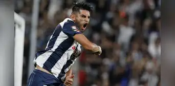 Carlos Zambrano se quedará en Alianza Lima para disputar la Liga 1 y la Copa Libertadores Carlos Zambrano se quedará en Alianza Lima para disputar la Liga 1 y la Copa Libertadores