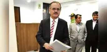 Marco Falconí: ¿quién es el nuevo miembro de la JNJ, el eterno candidato de Arequipa? Marco Falconí: ¿quién es el nuevo miembro de la JNJ, el eterno candidato de Arequipa?