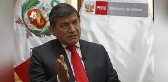 Fiscalía presentó denuncia constitucional contra exministro Carlos Morán Fiscalía presentó denuncia constitucional contra exministro Carlos Morán