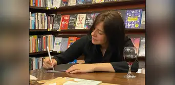 Issa Watanabe gana el premio más importante del mundo al libro ilustrado