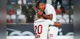 Universitario ganó y es puntero del Apertura: Flores y Dorregaray, las claves para el triunfo crema