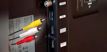 ¿Qué hacer si tu Smart TV no tiene dónde conectar el cable de color rojo, blanco y amarillo? ¿Qué hacer si tu Smart TV no tiene dónde conectar el cable de color rojo, blanco y amarillo?