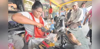 El 50% de las mujeres gana menos de S/1.400 El 50% de las mujeres gana menos de S/1.400