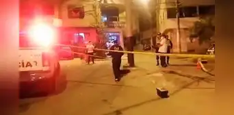 San Juan de Lurigancho: sicarios asesinan a un hombre en medio de una losa deportiva San Juan de Lurigancho: sicarios asesinan a un hombre en medio de una losa deportiva
