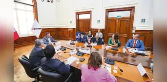 Gustavo Adrianzén inicia su ronda de diálogo con los votos casi seguros Gustavo Adrianzén inicia su ronda de diálogo con los votos casi seguros