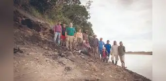 Los hombres que hallaron al delfín gigante amazónico