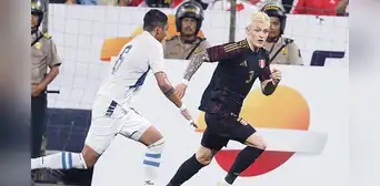 Selección Peruana: Oliver Sonne emocionó a la afición con su debut Selección Peruana: Oliver Sonne emocionó a la afición con su debut