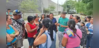 Joven no pudo ingresar a rendir examen de la UNP: madres le regalan dinero para que vuelva a postular Joven no pudo ingresar a rendir examen de la UNP: madres le regalan dinero para que vuelva a postular