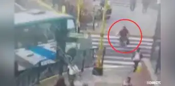 Miraflores: ciclista fallece en el óvalo Higuereta tras ser atropellado por bus