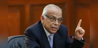 Comisión Permanente aprueba informe que recomienda inhabilitar por 10 años a Aníbal Torres Comisión Permanente aprueba informe que recomienda inhabilitar por 10 años a Aníbal Torres