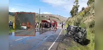 Chofer termina envuelto en llamas al incendiarse su taxi en la carretera Puno-Juliaca
