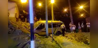 Accidente en Pasamayito: miniván se despistó, chocó con un poste y dejó 3 niños heridos Accidente en Pasamayito: miniván se despistó, chocó con un poste y dejó 3 niños heridos