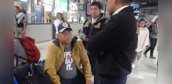 Arequipa: detienen a hombre que intentaba llevarse a menor de edad para explotarla en la ciudad de Lima Arequipa: detienen a hombre que intentaba llevarse a menor de edad para explotarla en la ciudad de Lima