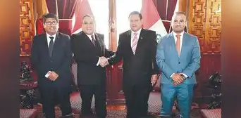 Advierten que voto de confianza al gabinete ratificaría pacto corrupto Advierten que voto de confianza al gabinete ratificaría pacto corrupto