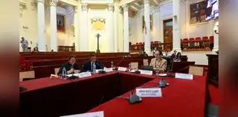 Plantean que Comisión de Fiscalización investigue a Dina Boluarte por el caso Rolex Plantean que Comisión de Fiscalización investigue a Dina Boluarte por el caso Rolex